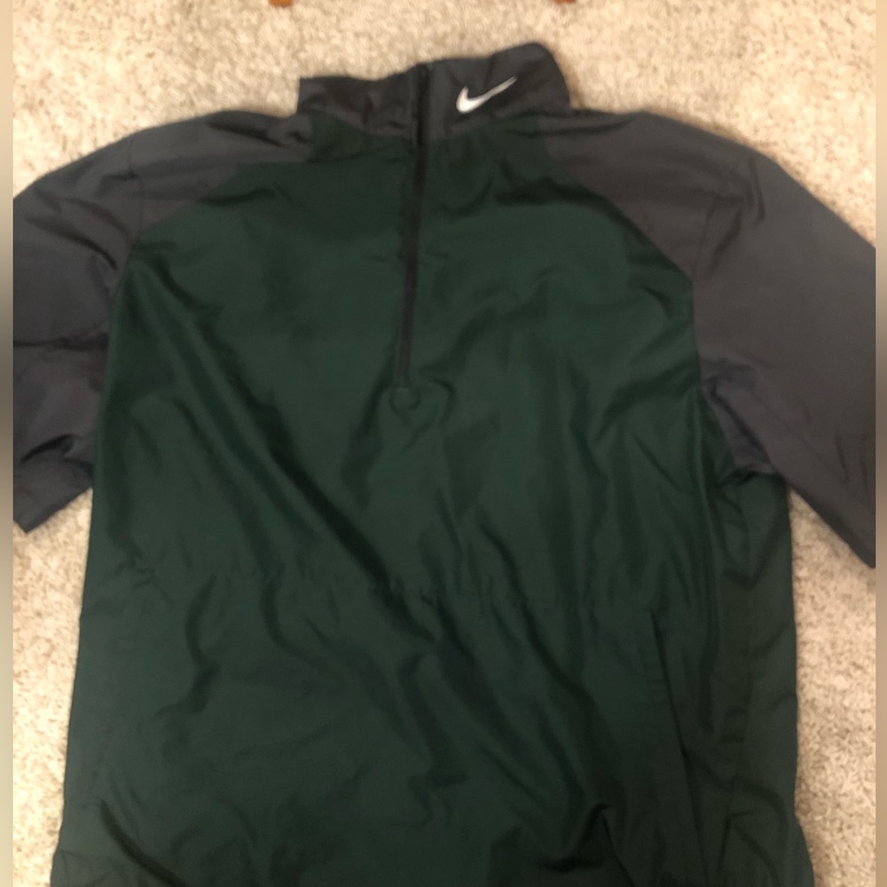 Michigan state Nike wind breaker, this is in great condition, size larg.